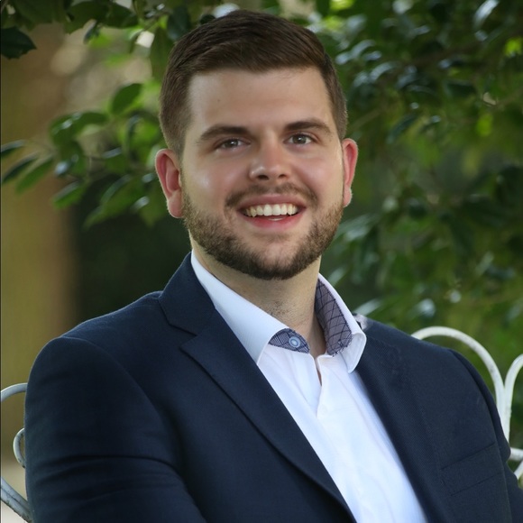 Meet your Posher, Chanslor - Picture 1 of 1